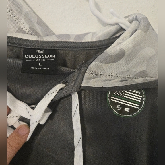 NWT Georgia Bulldogs Hoodie Sweatshirt Military Appreciation Gray Men Size Large - Picture 3 of 9